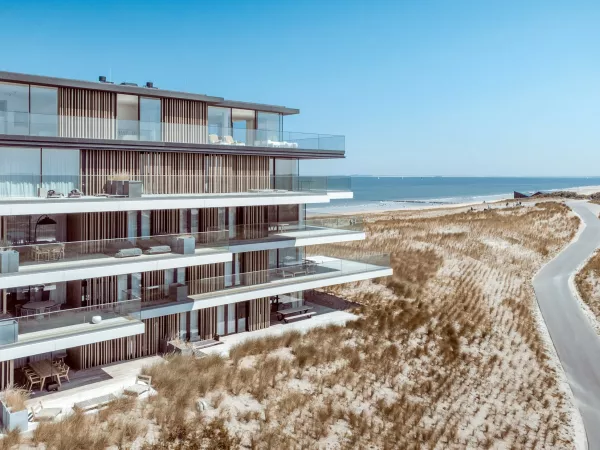 
<span>Villa in Los Angeles</span>
